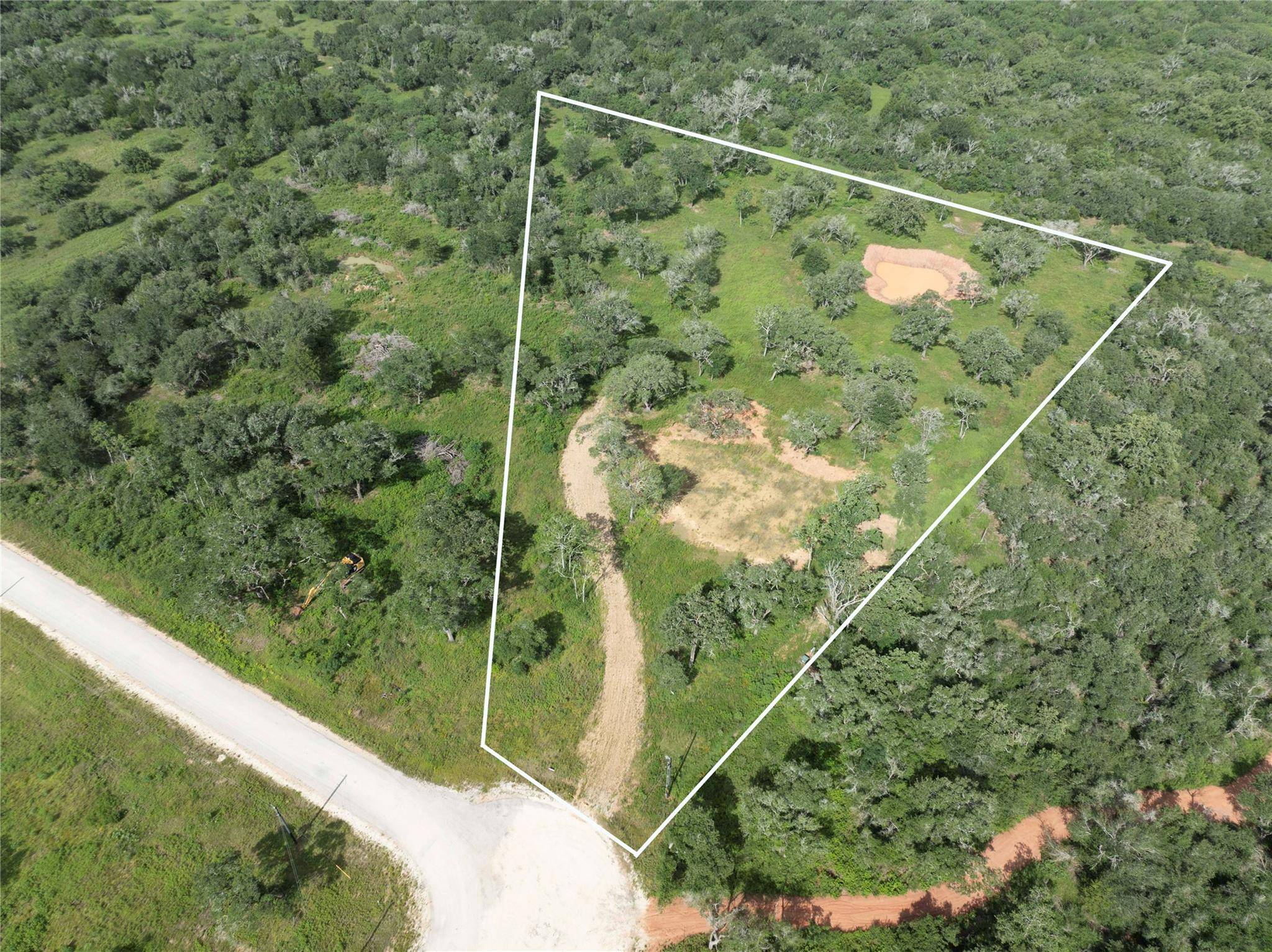1178 Specklebelly LN, Columbus, TX 78934