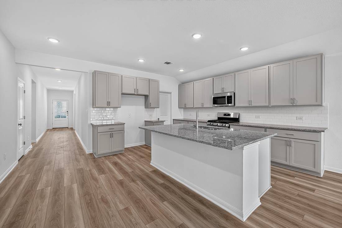 4006 Wynn RD, Hutto, TX 78634