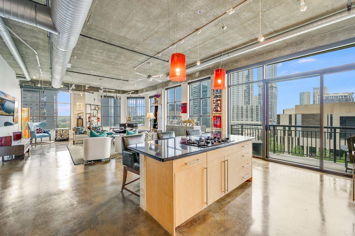 311 W 5th ST #1002, Austin, TX 78701