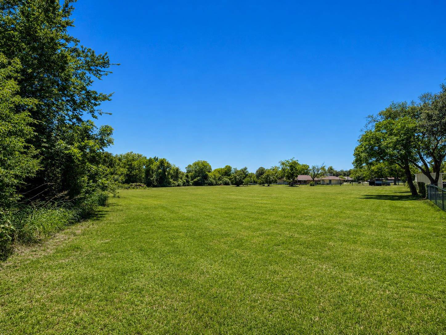 TBD S Knox Ave, Giddings, TX 78942