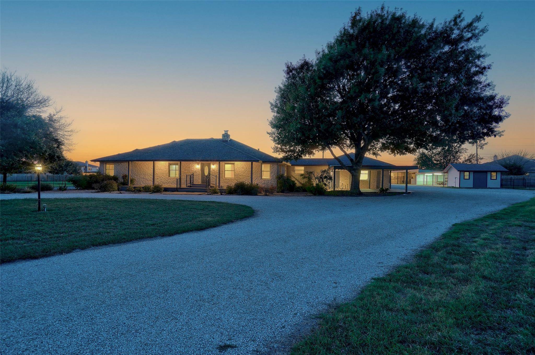 800 County Road 117, Round Rock, TX 78665
