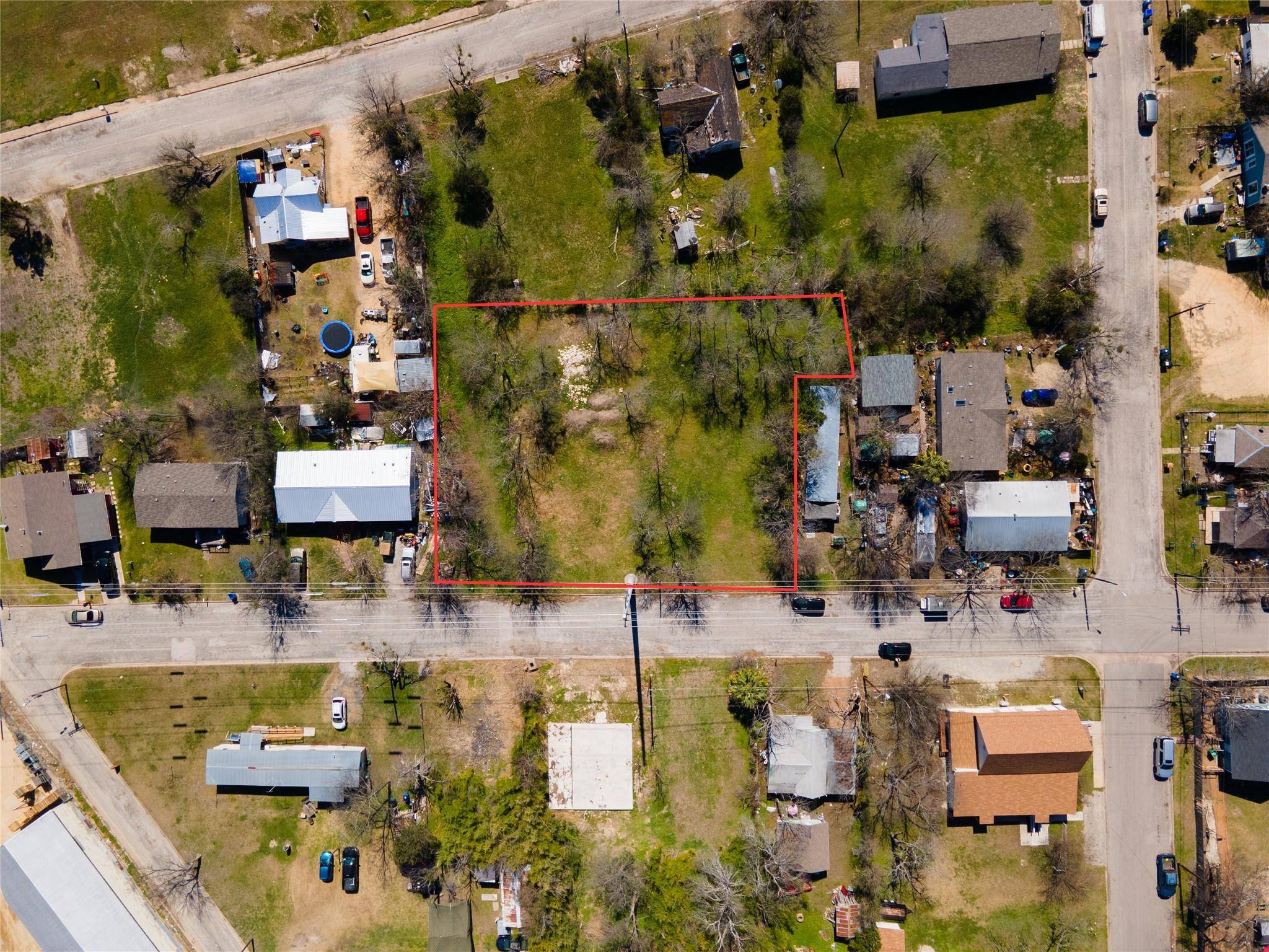 314 E Pecan ST, Taylor, TX 76574