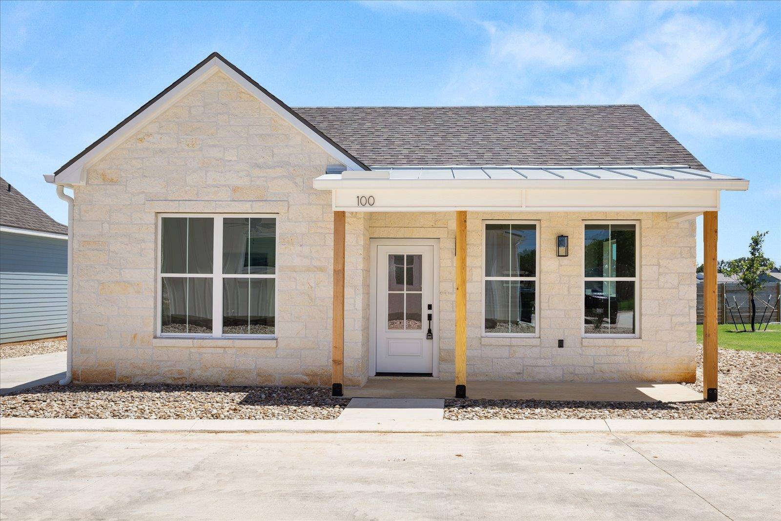802 S Creek ST #100, Fredericksburg, TX 78624