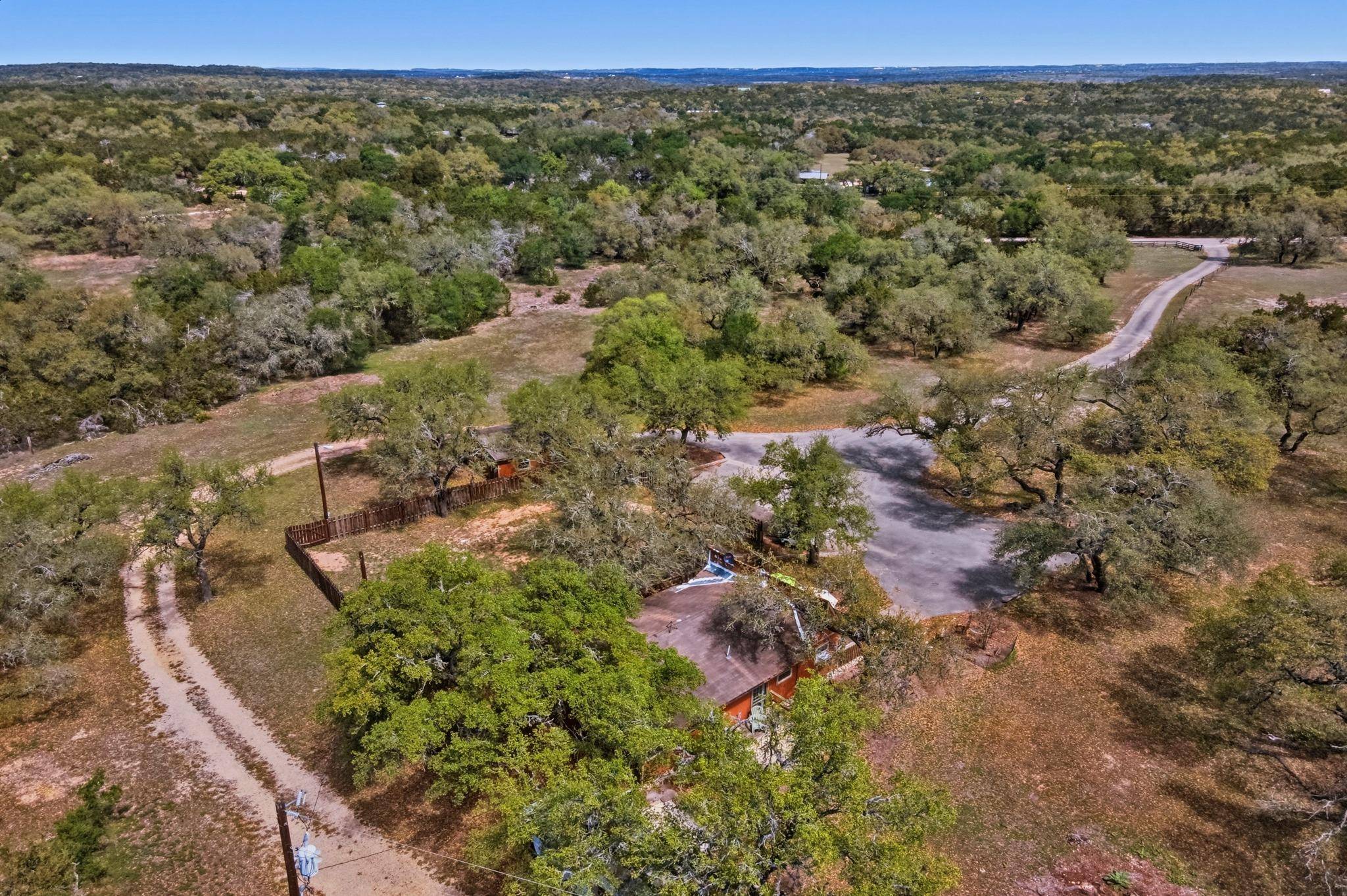 600 Misti LN, Driftwood, TX 78619