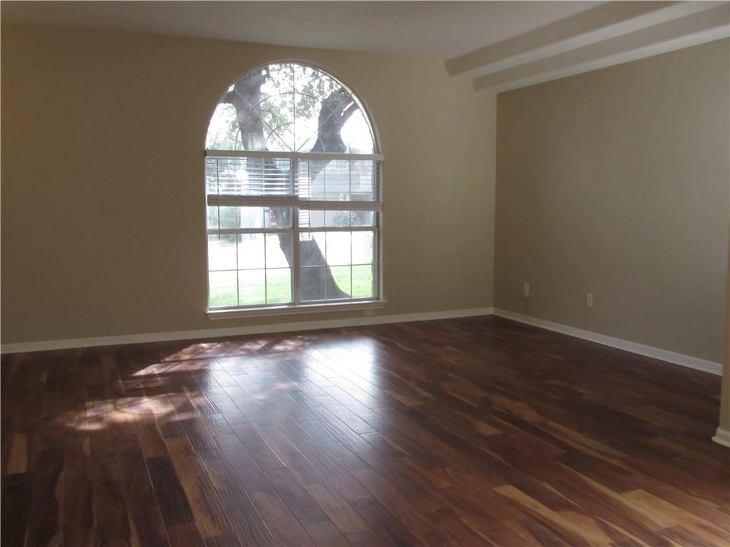2405 Farragret CV, Lago Vista, TX 78645