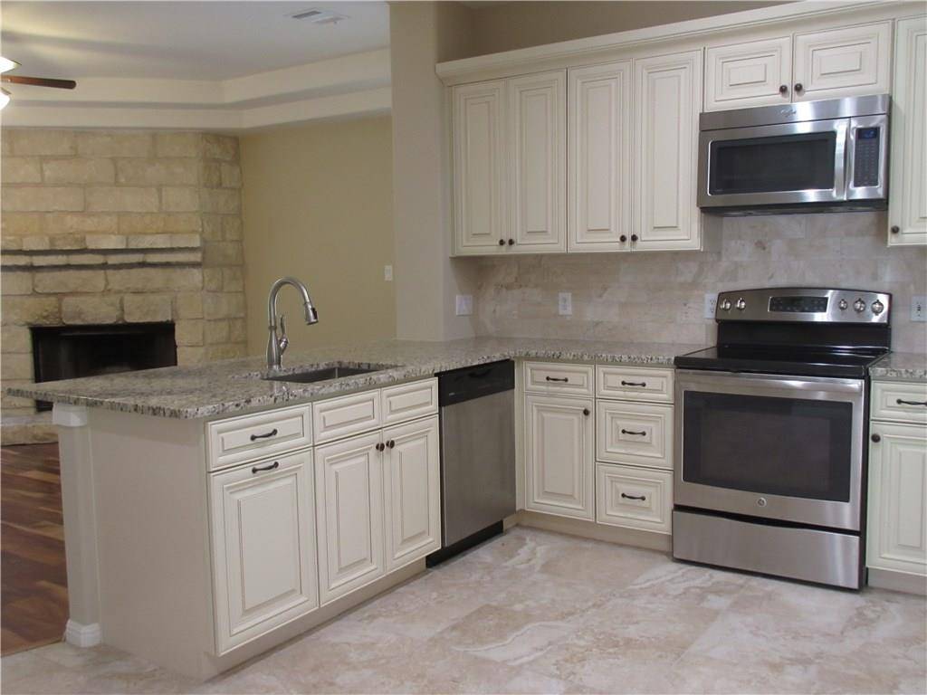 2405 Farragret CV, Lago Vista, TX 78645