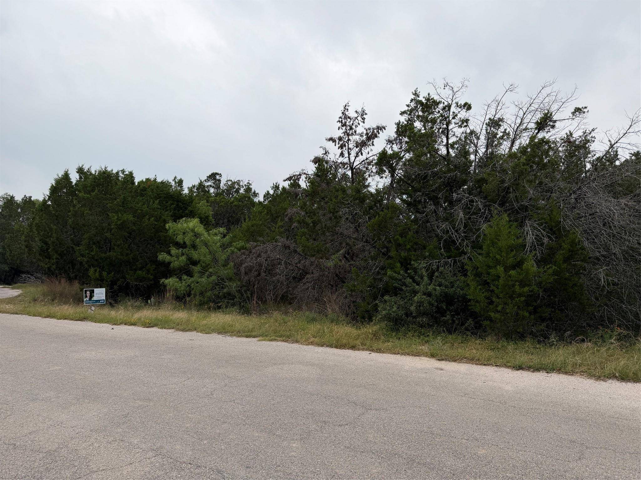 21479 Lakefront DR, Lago Vista, TX 78645