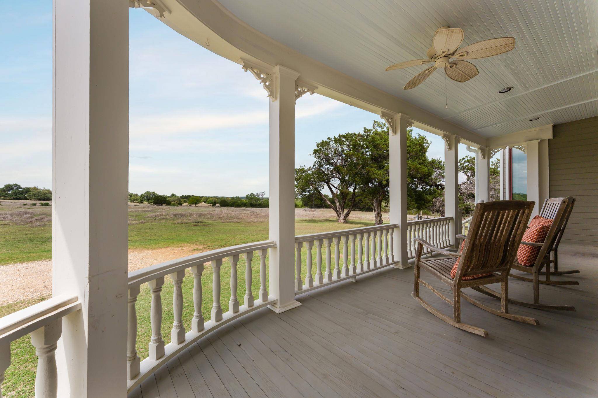 3409 Gatlin Creek RD, Dripping Springs, TX 78620
