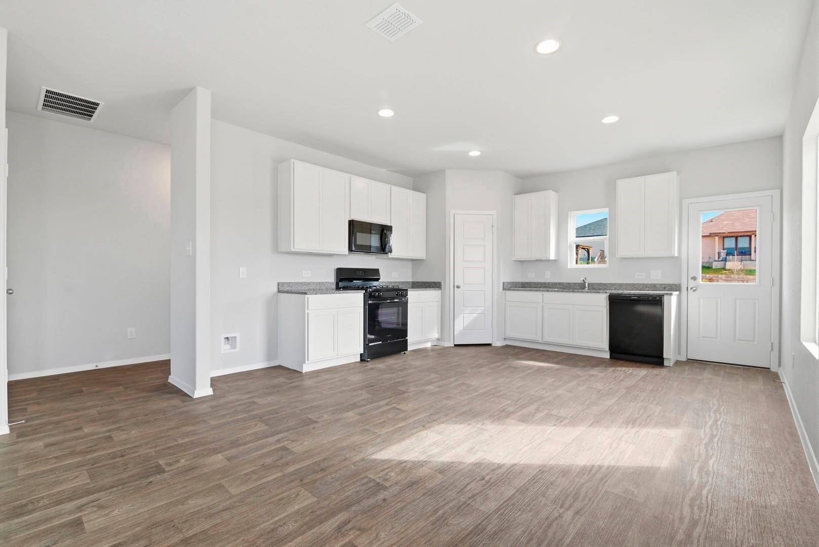 2326 Croaker CRK, San Antonio, TX 78245