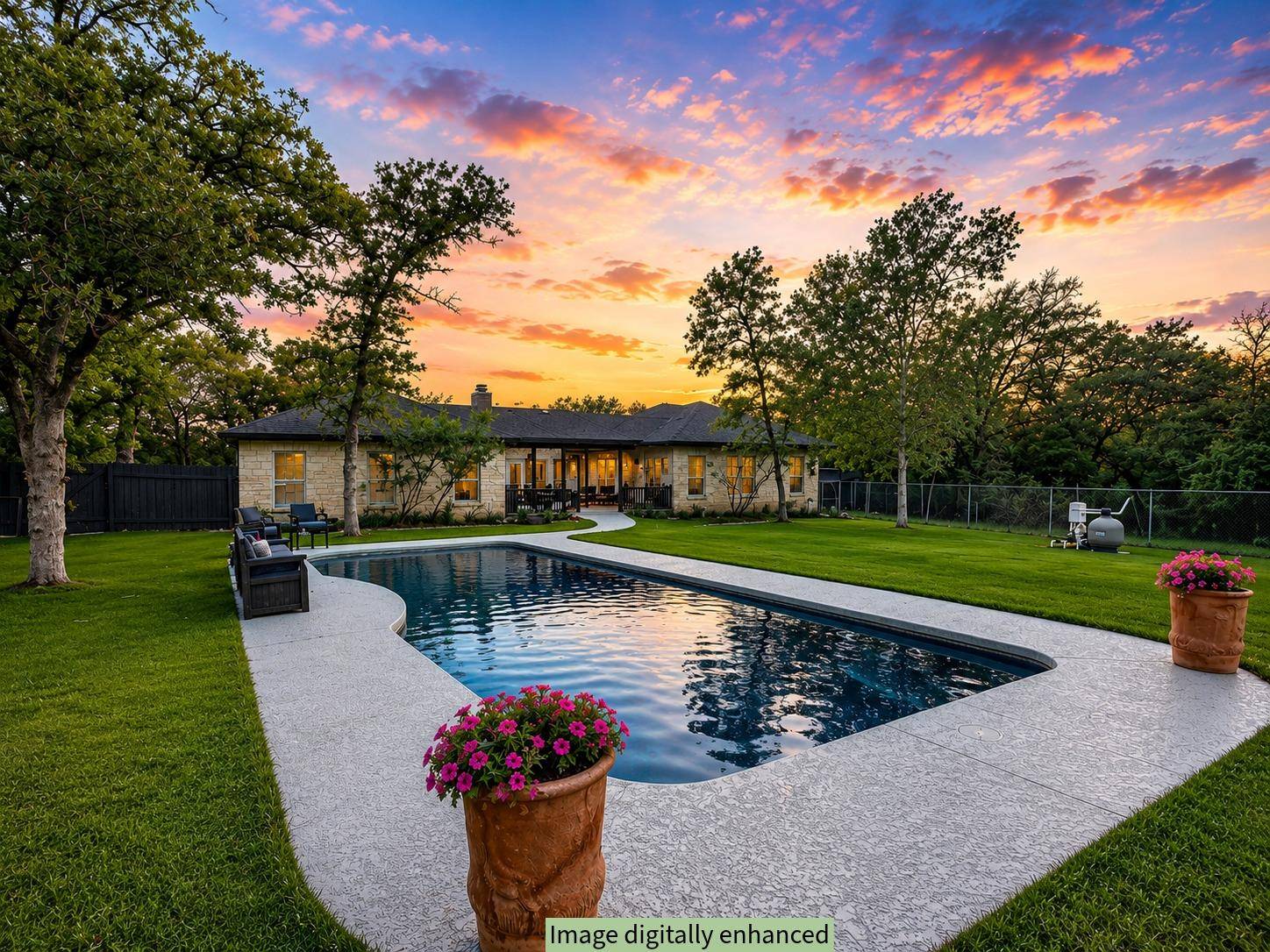 368 Woodlands DR, Bastrop, TX 78602
