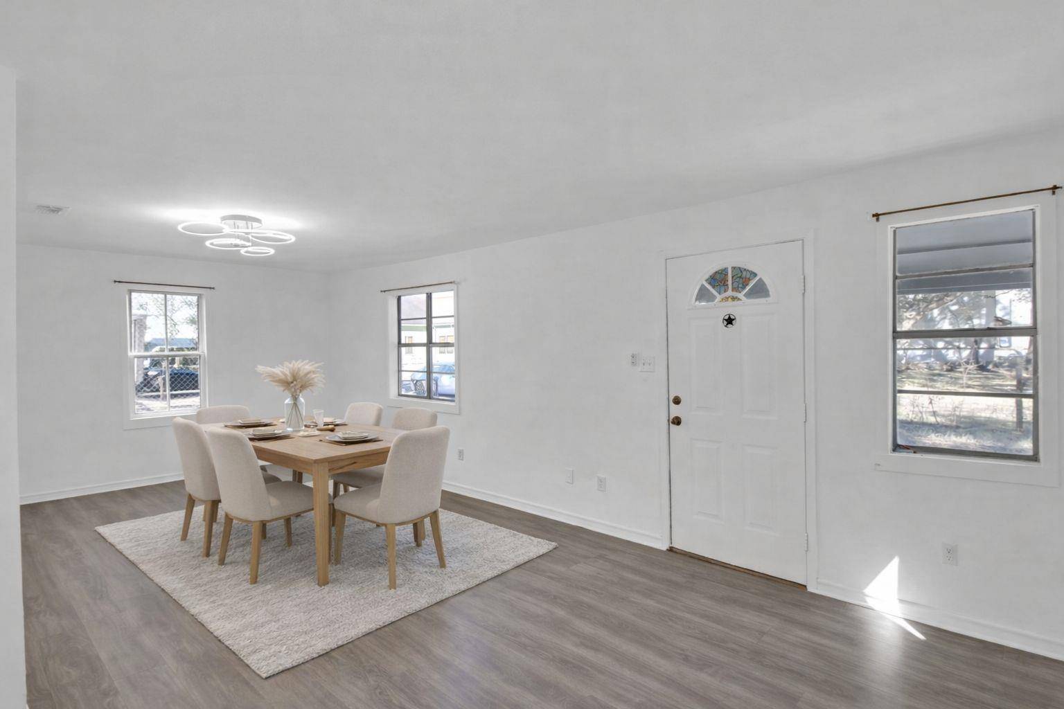 908 Tank ST, Lockhart, TX 78644