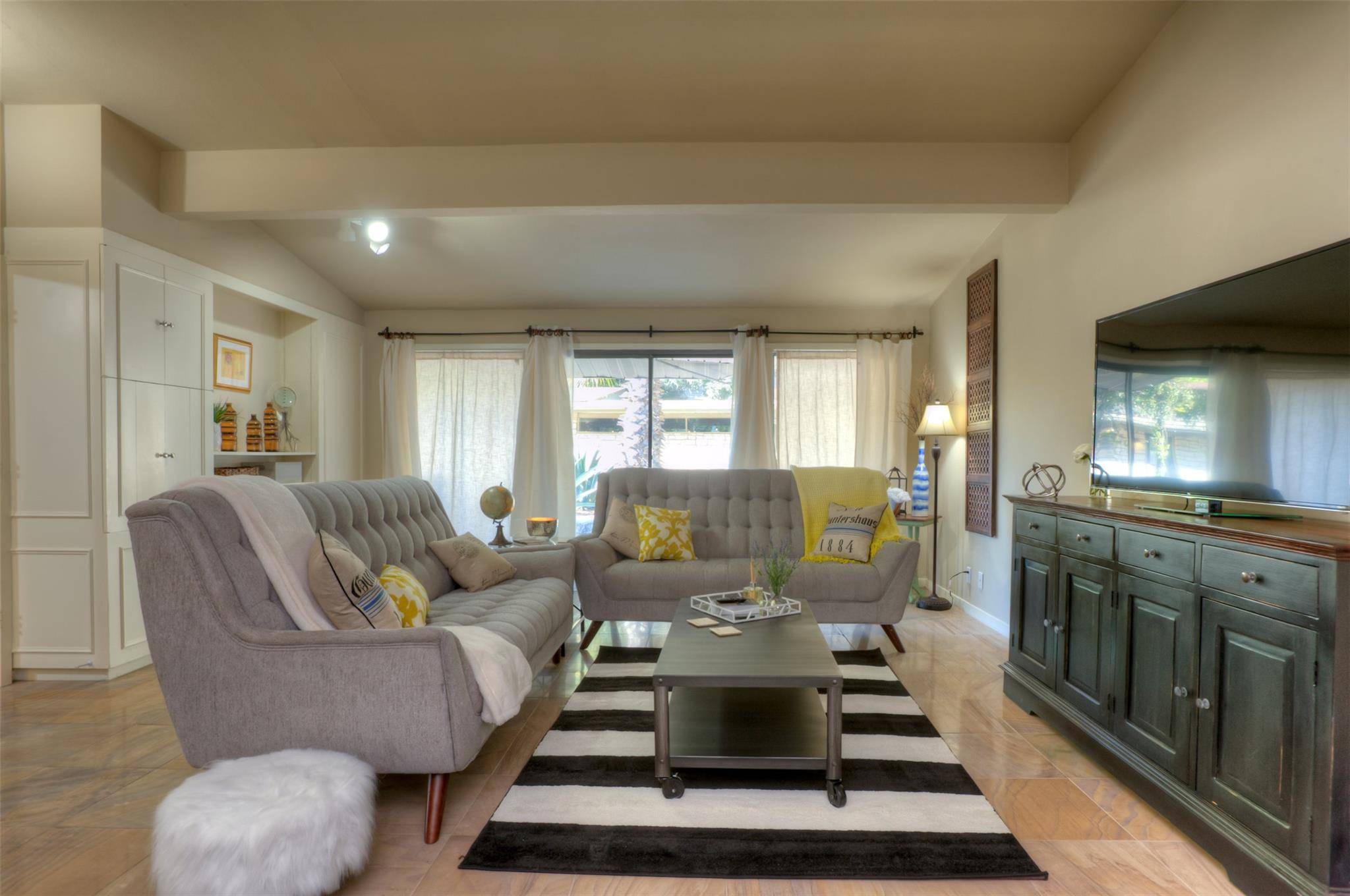 2400 Jarratt Ave #B, Austin, TX 78703