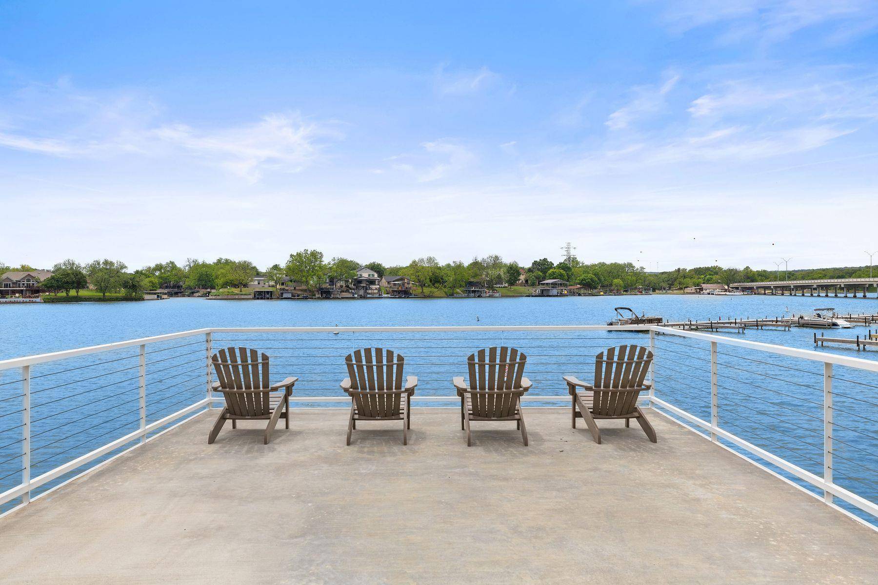 1324 Euel Moore DR, Kingsland, TX 78639