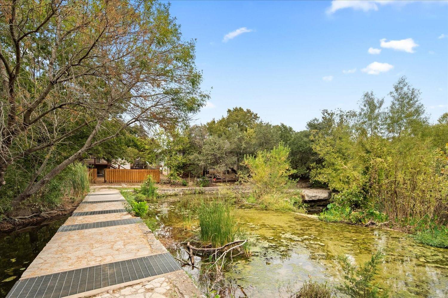 220 Sailmaster ST #A, Lakeway, TX 78734