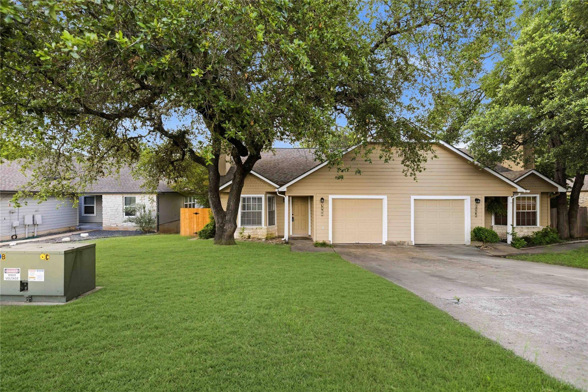 220 Sailmaster ST #A, Lakeway, TX 78734