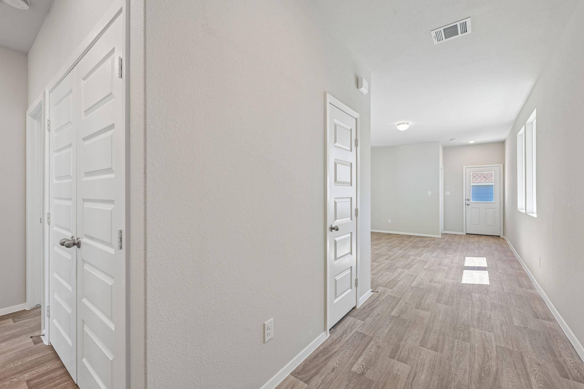 161 Daylily DR, Elgin, TX 78621
