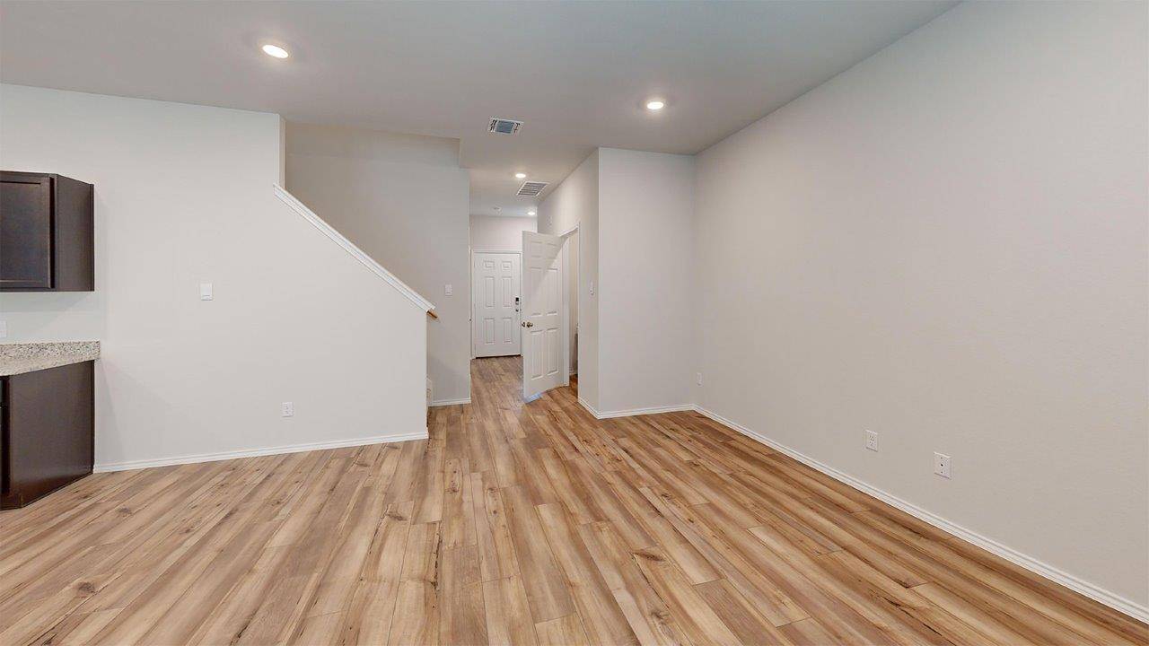 557 Hector LOOP, Georgetown, TX 78626