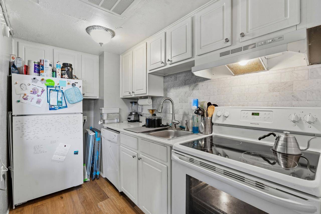2910 Medical Arts ST #211, Austin, TX 78705