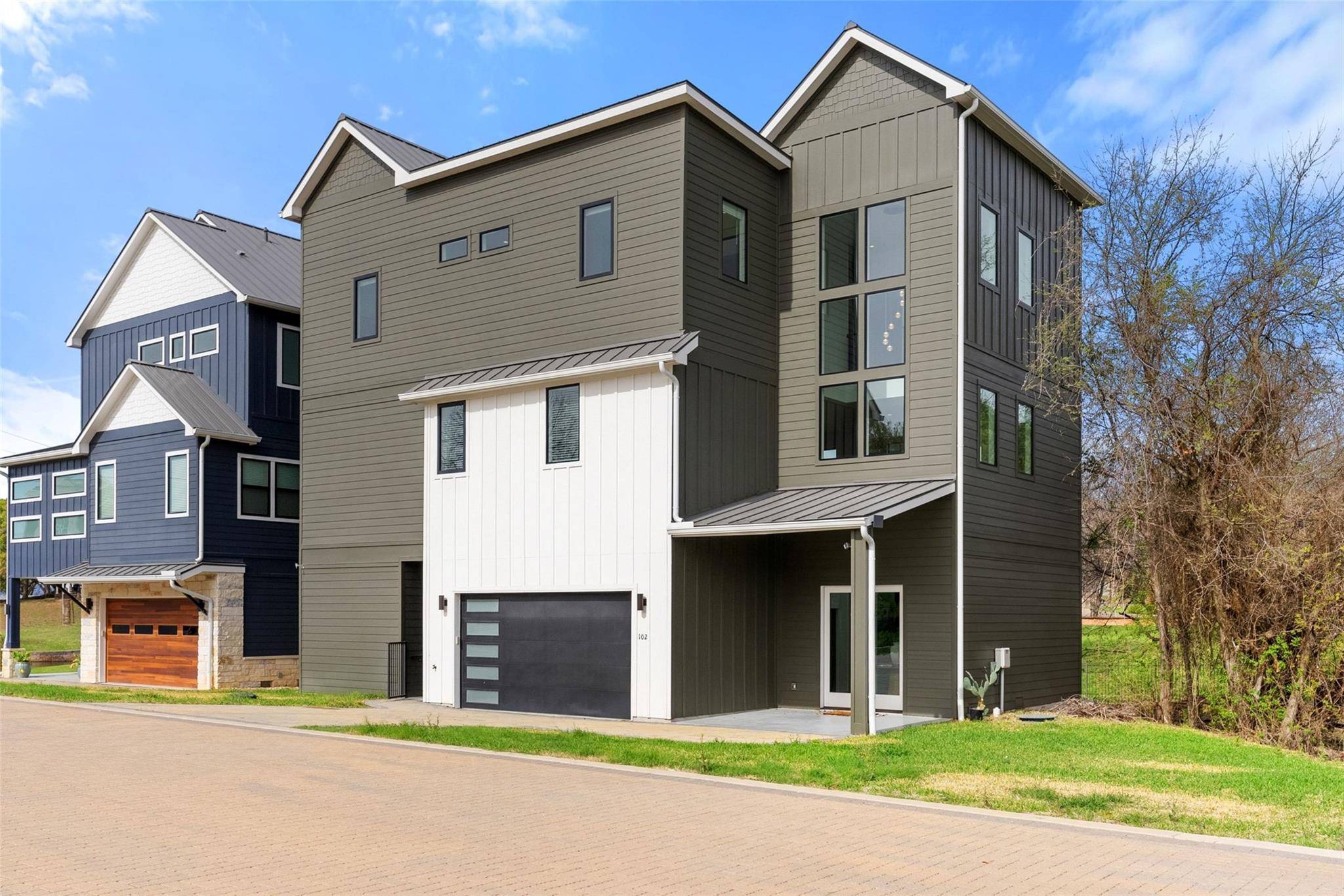102 Cypress Shore Lane LN, Kingsland, TX 78639