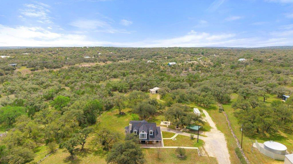 8139 Ozark DR, San Marcos, TX 78666