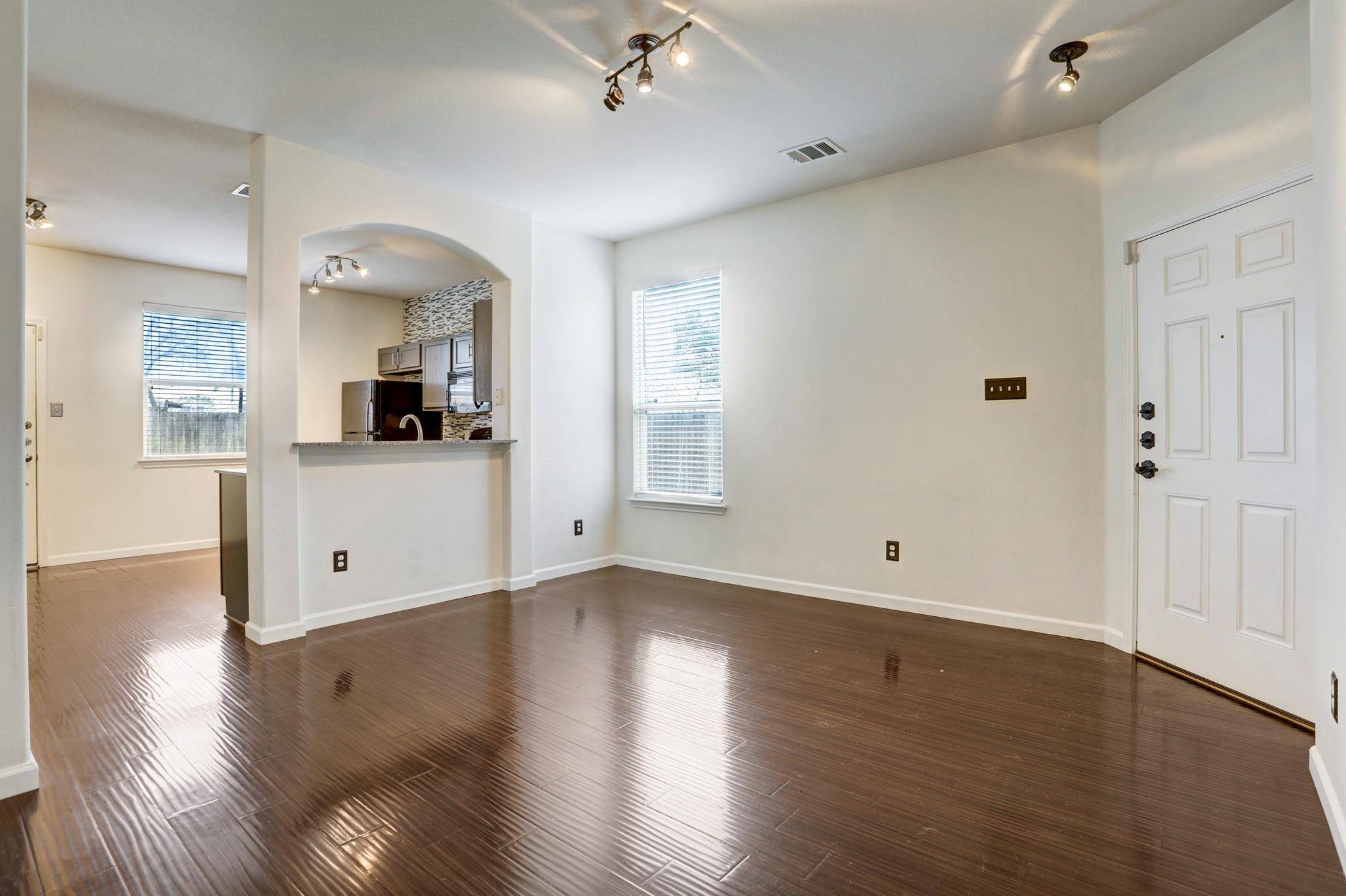 14608 Walt Whitman TRL #B, Pflugerville, TX 78660