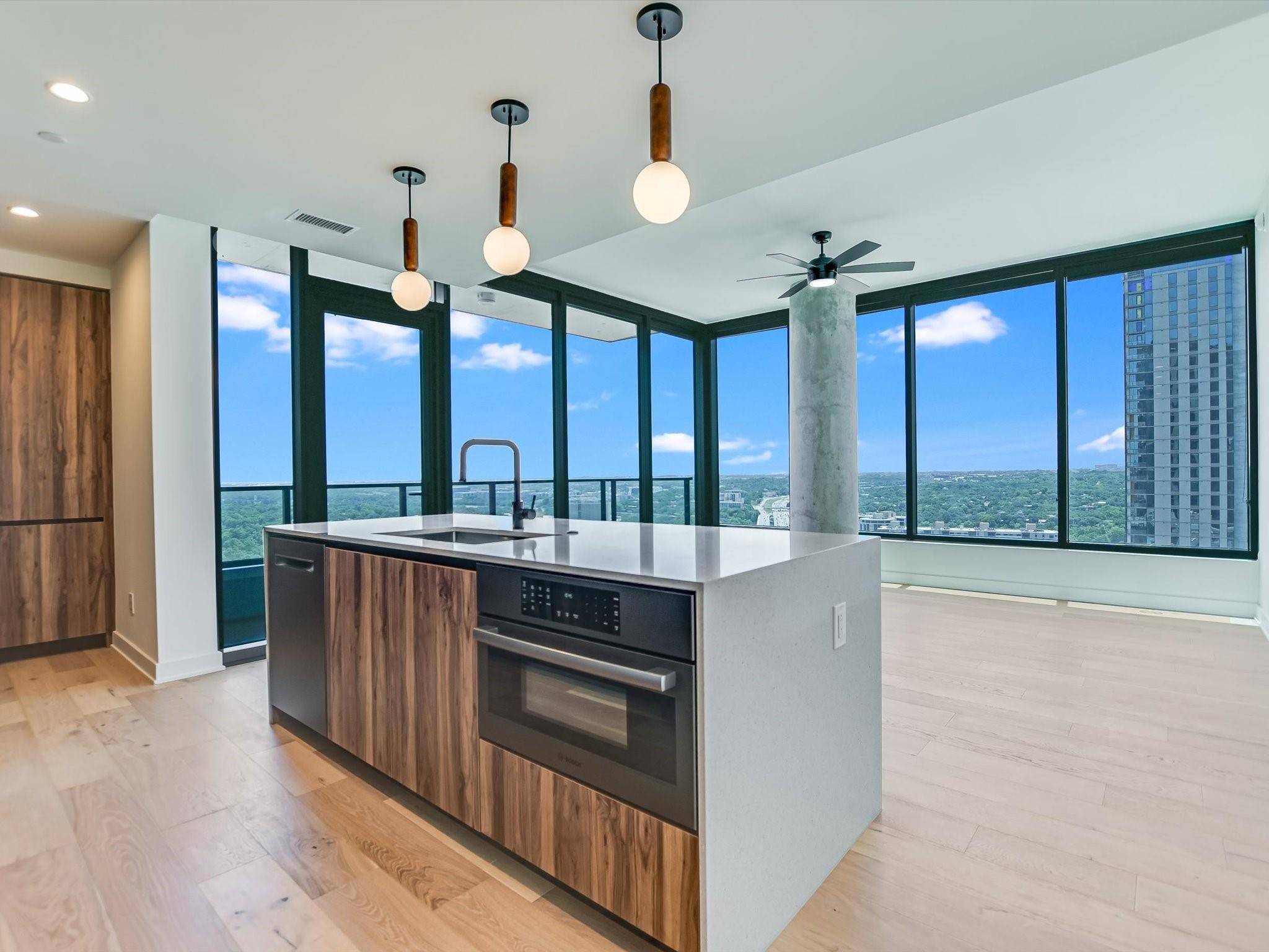 84 East Ave #2506, Austin, TX 78701
