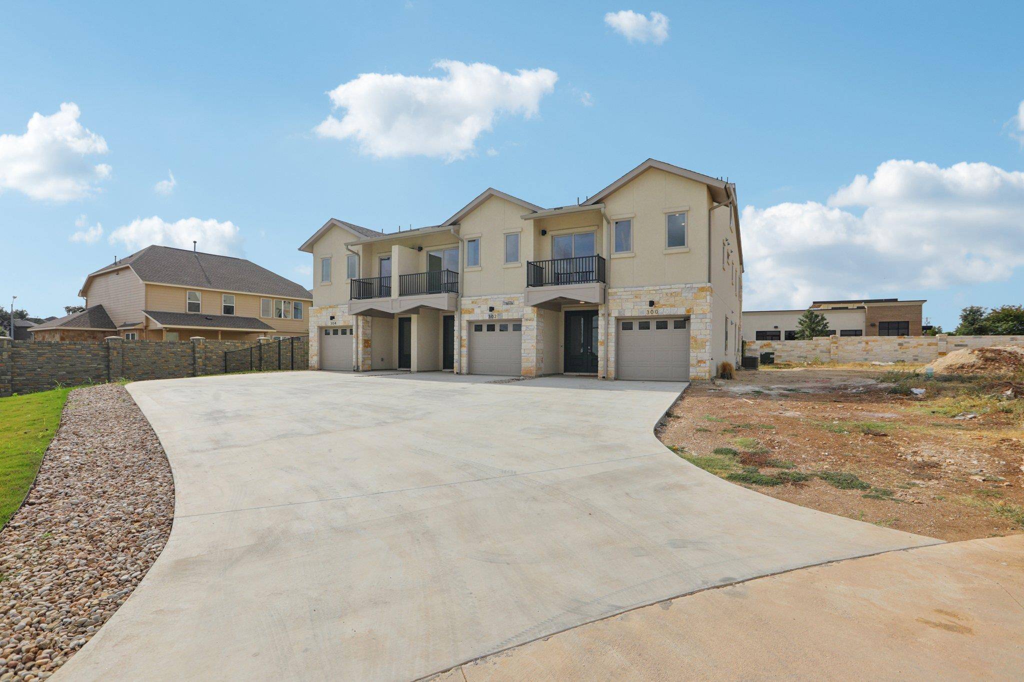 302 Tesla Circle CIR, Austin, TX 78681