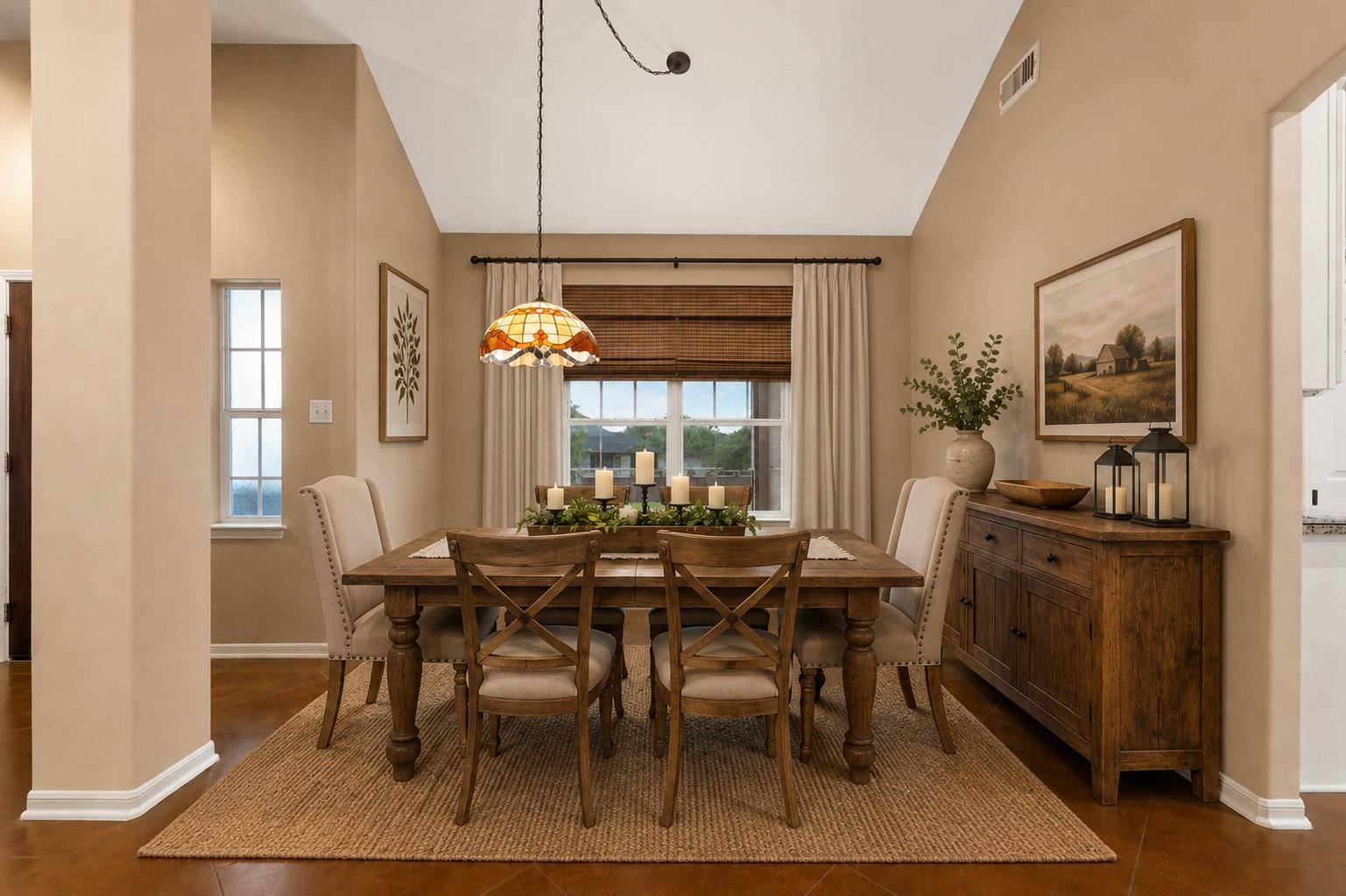 207 Cove Creek DR, Spicewood, TX 78669