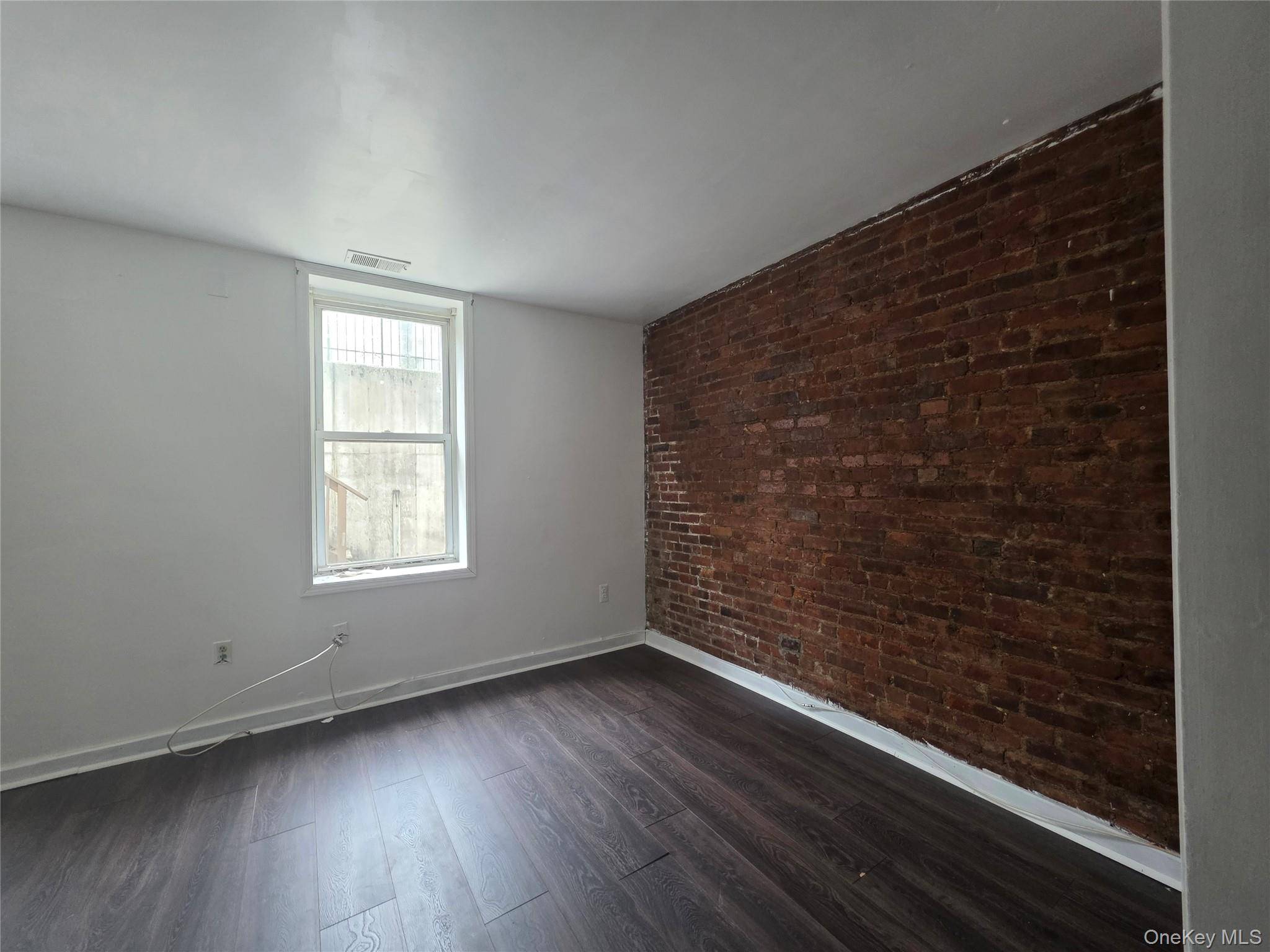 8 Main ST #1, Chester, NY 10918