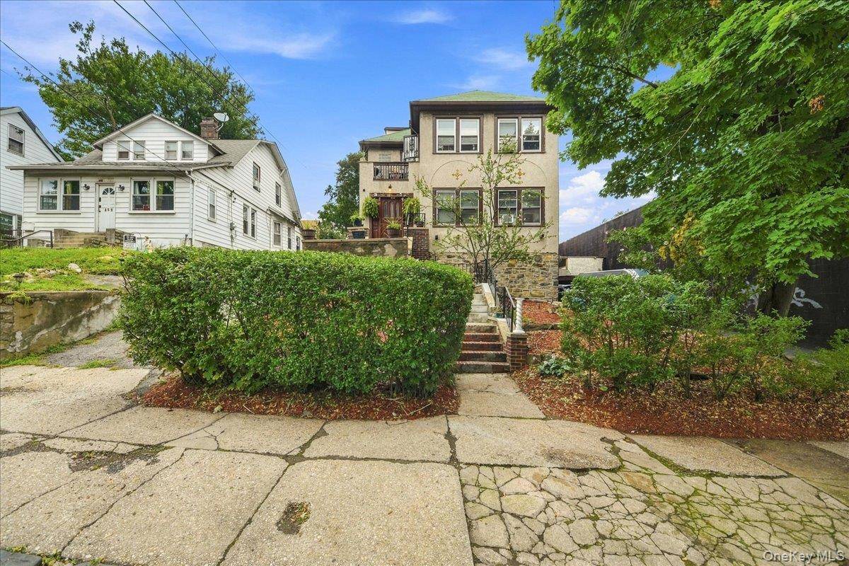 461 S 1st AVE, Mount Vernon, NY 10550