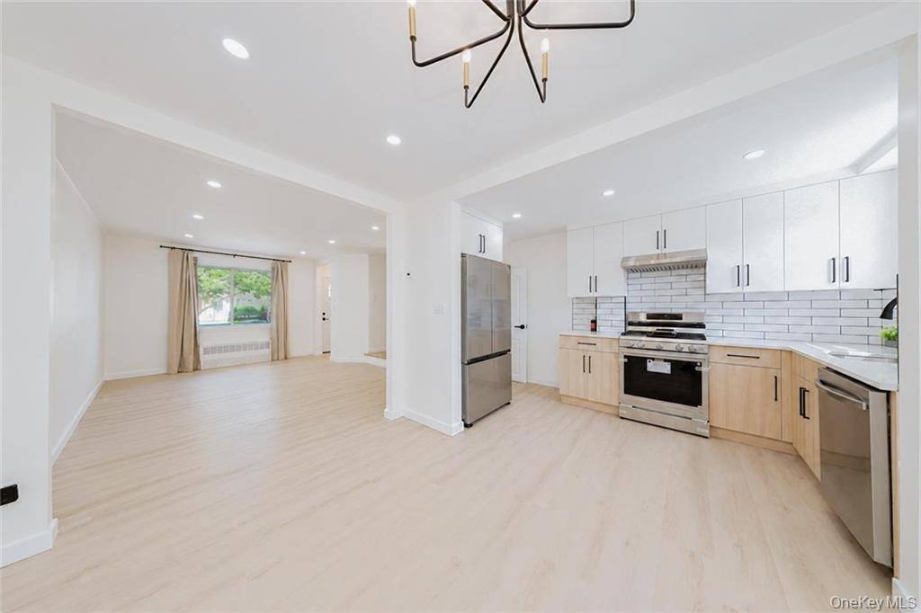 1593 Independence AVE, Brooklyn, NY 11228