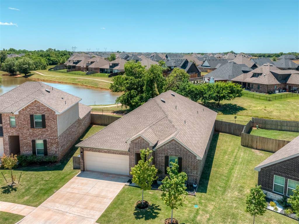 9060 NW 149th TER, Yukon, OK 73099