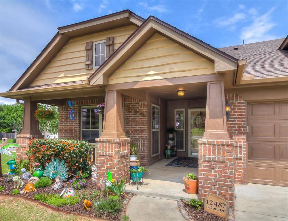 12487 Lakota DR, Choctaw, OK 73020