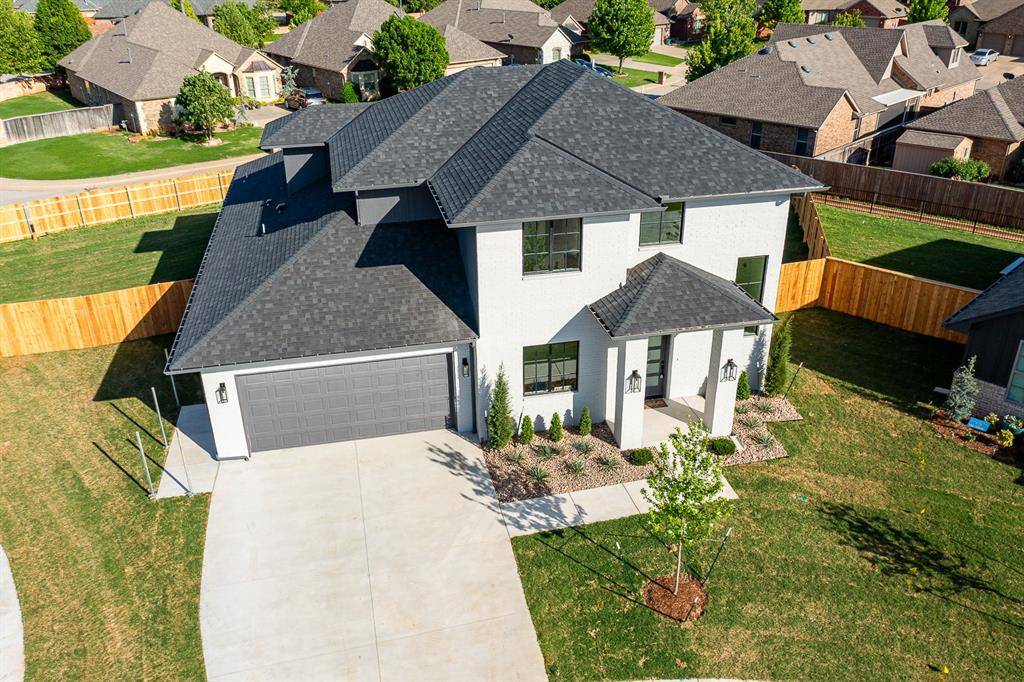 12704 Cobblestone Curve RD, Oklahoma City, OK 73142