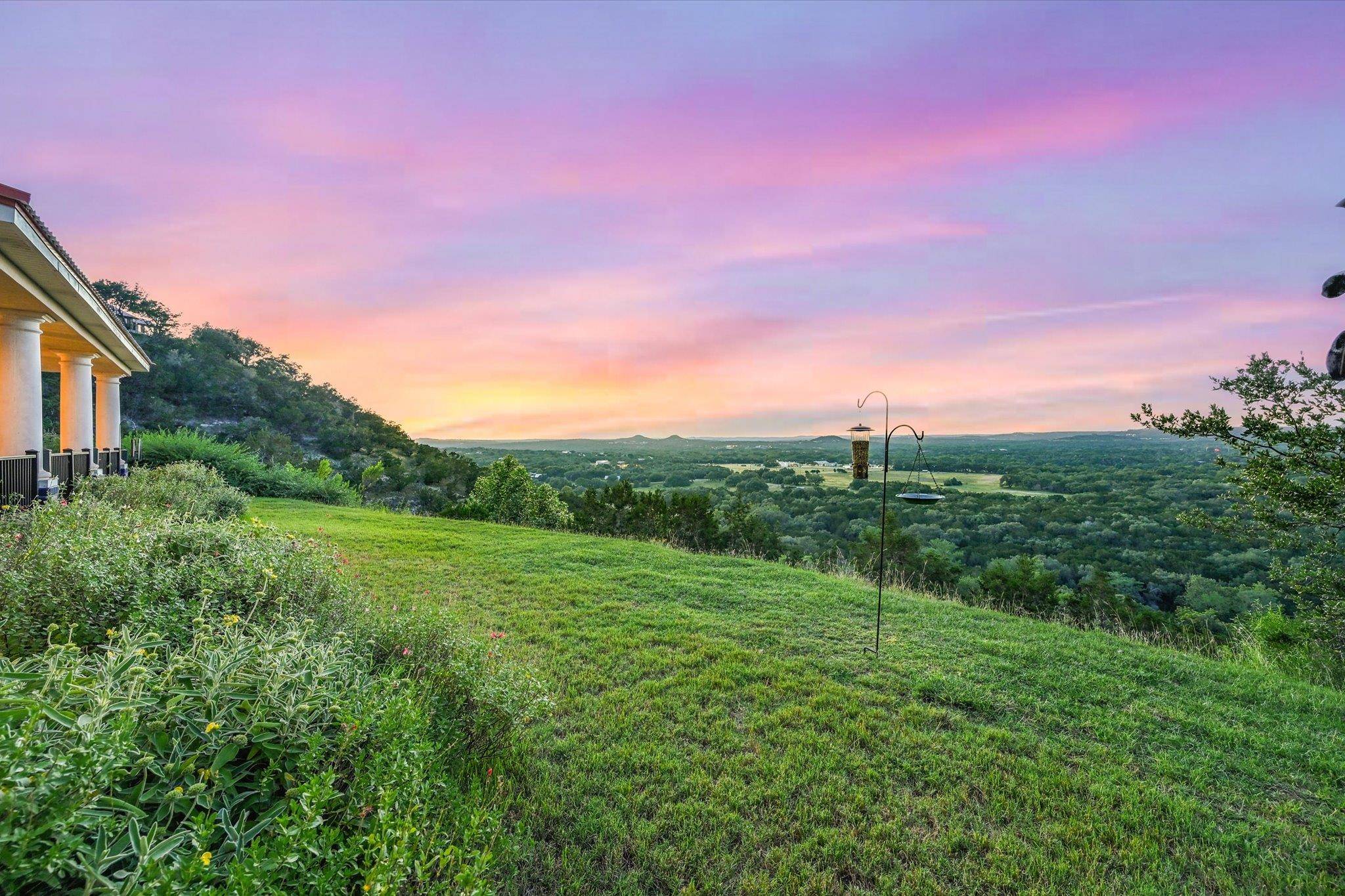 501 Brinkley DR, Wimberley, TX 78676