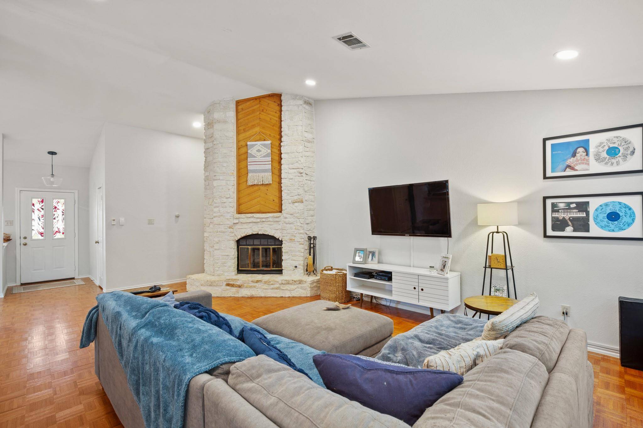 1709 Kimmerling LN, Austin, TX 78758