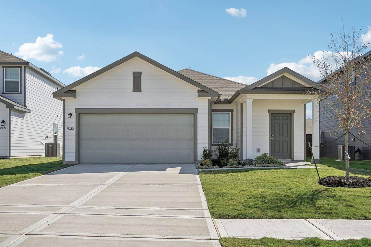 12909 Kentucky Warbler DR, Buda, TX 78610