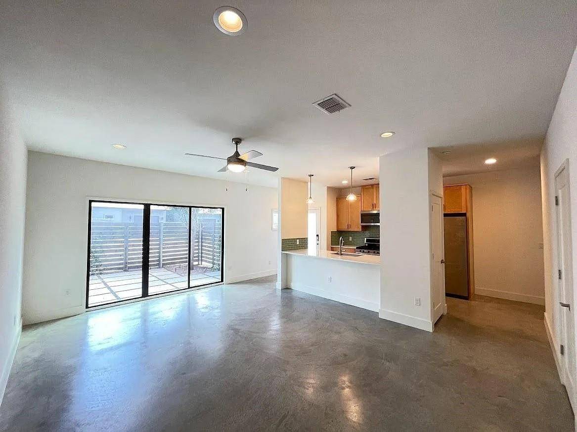 2101 Montopolis DR #20, Austin, TX 78741