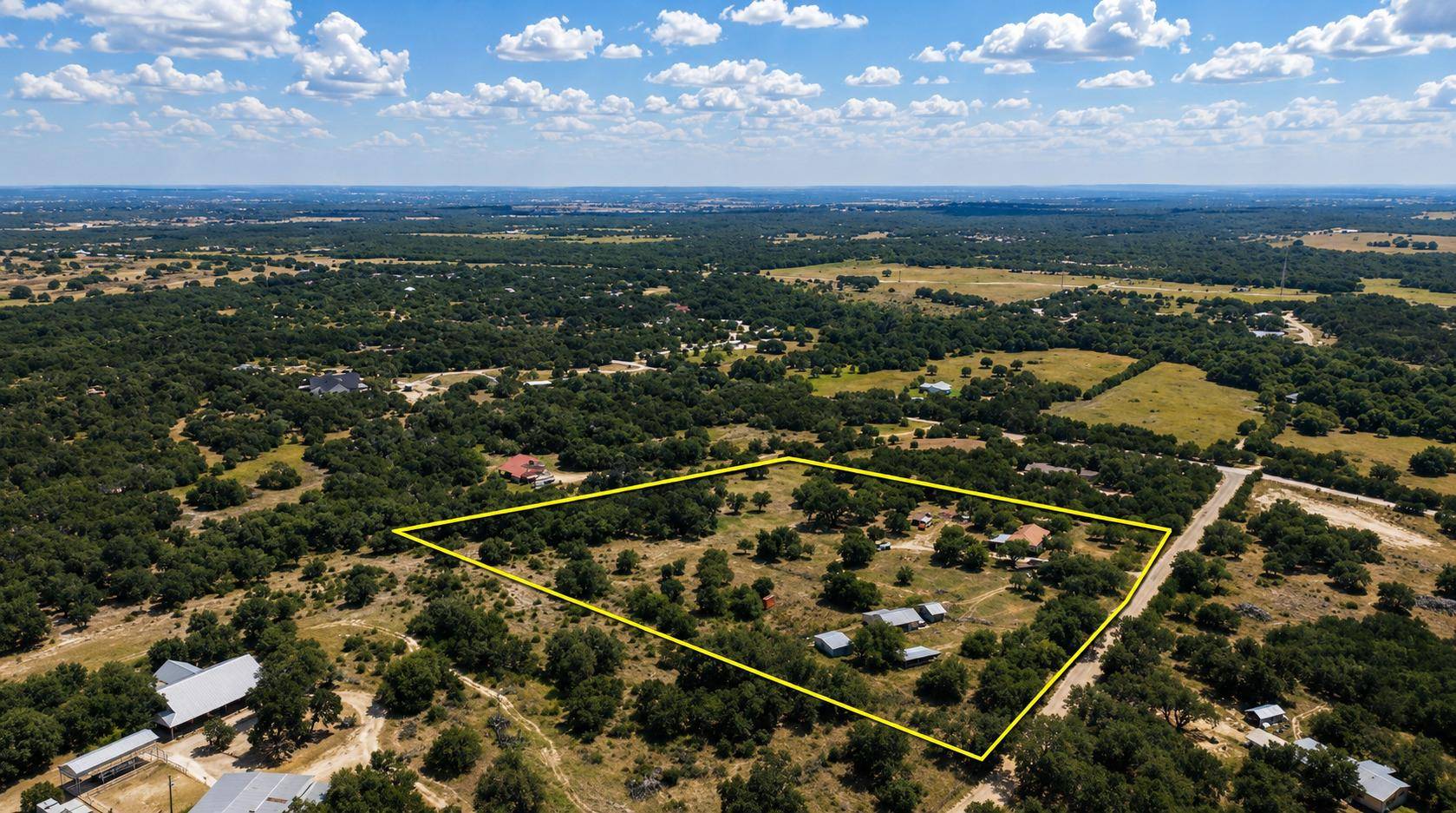 50 Pecan BR #2, Florence, TX 76527
