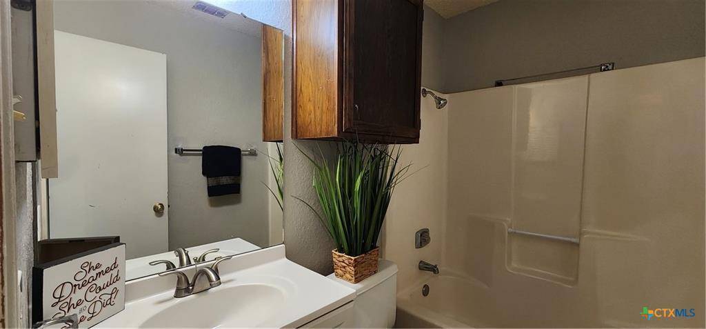 2102 Cascade DR, Killeen, TX 76549