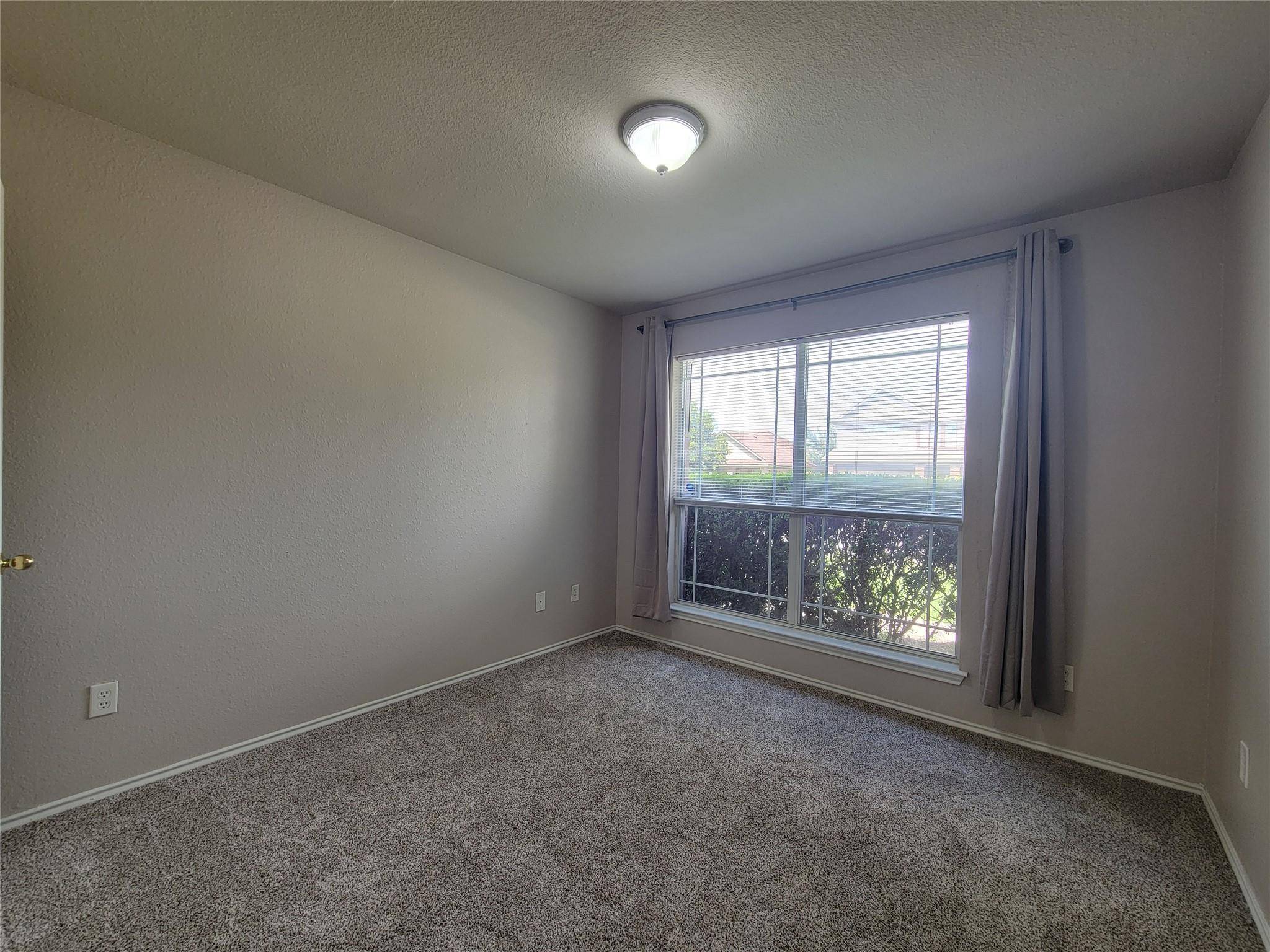 1005 Burgess DR, Leander, TX 78641