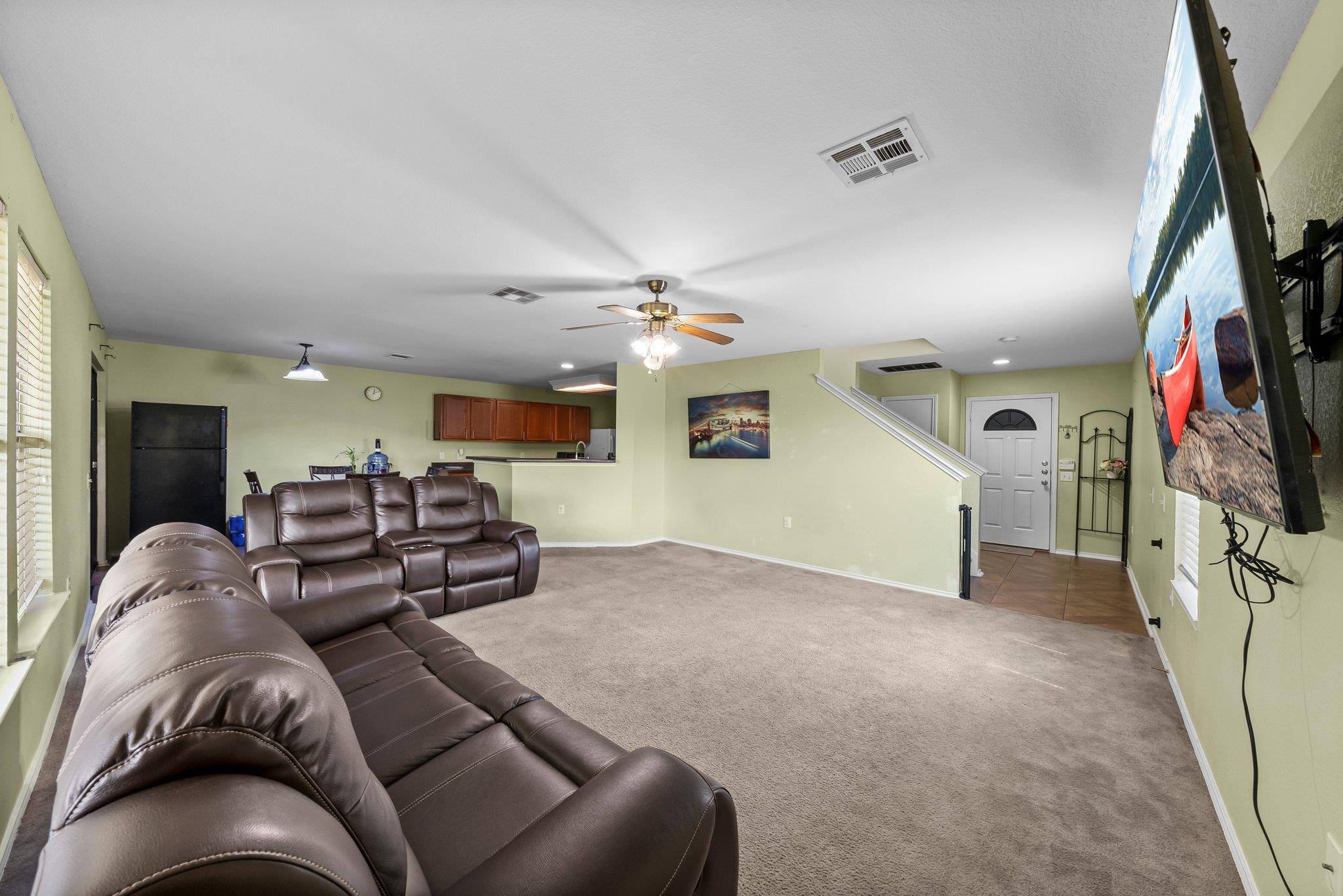 6829 Walkup LN, Austin, TX 78747