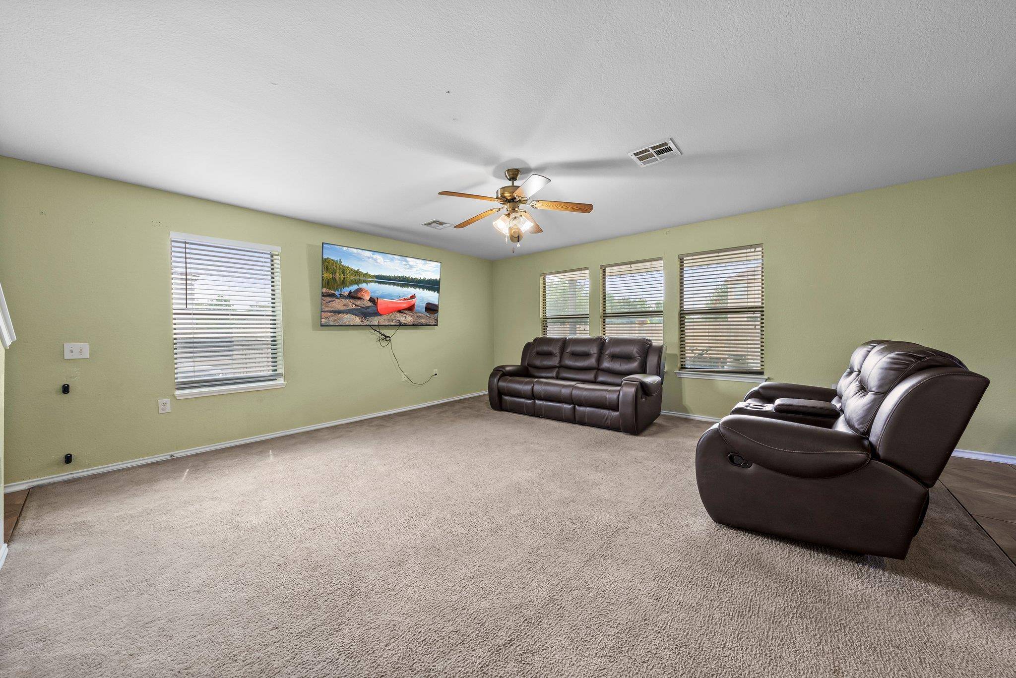 6829 Walkup LN, Austin, TX 78747