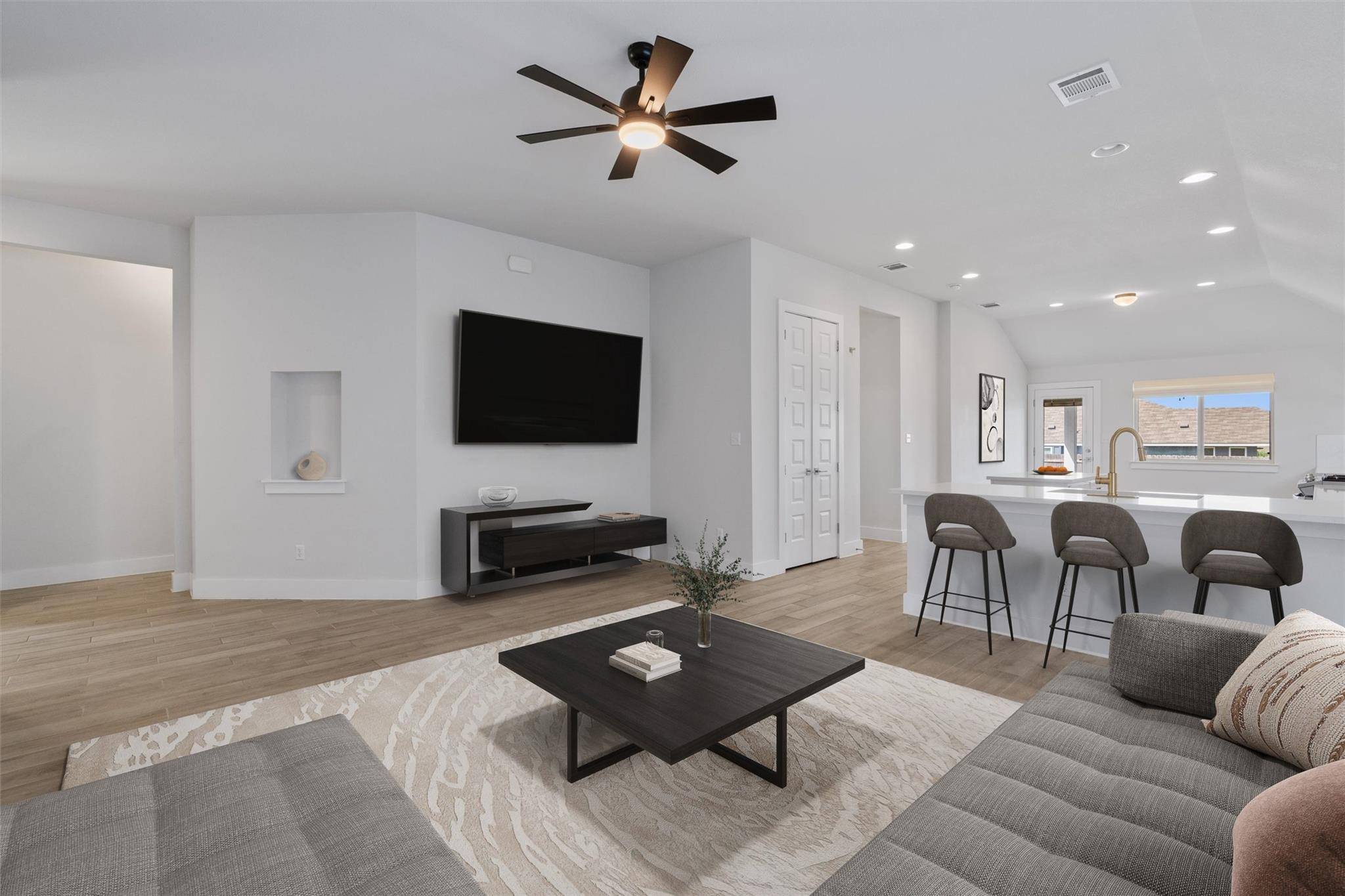 101 Broken Oak DR, Liberty Hill, TX 78642