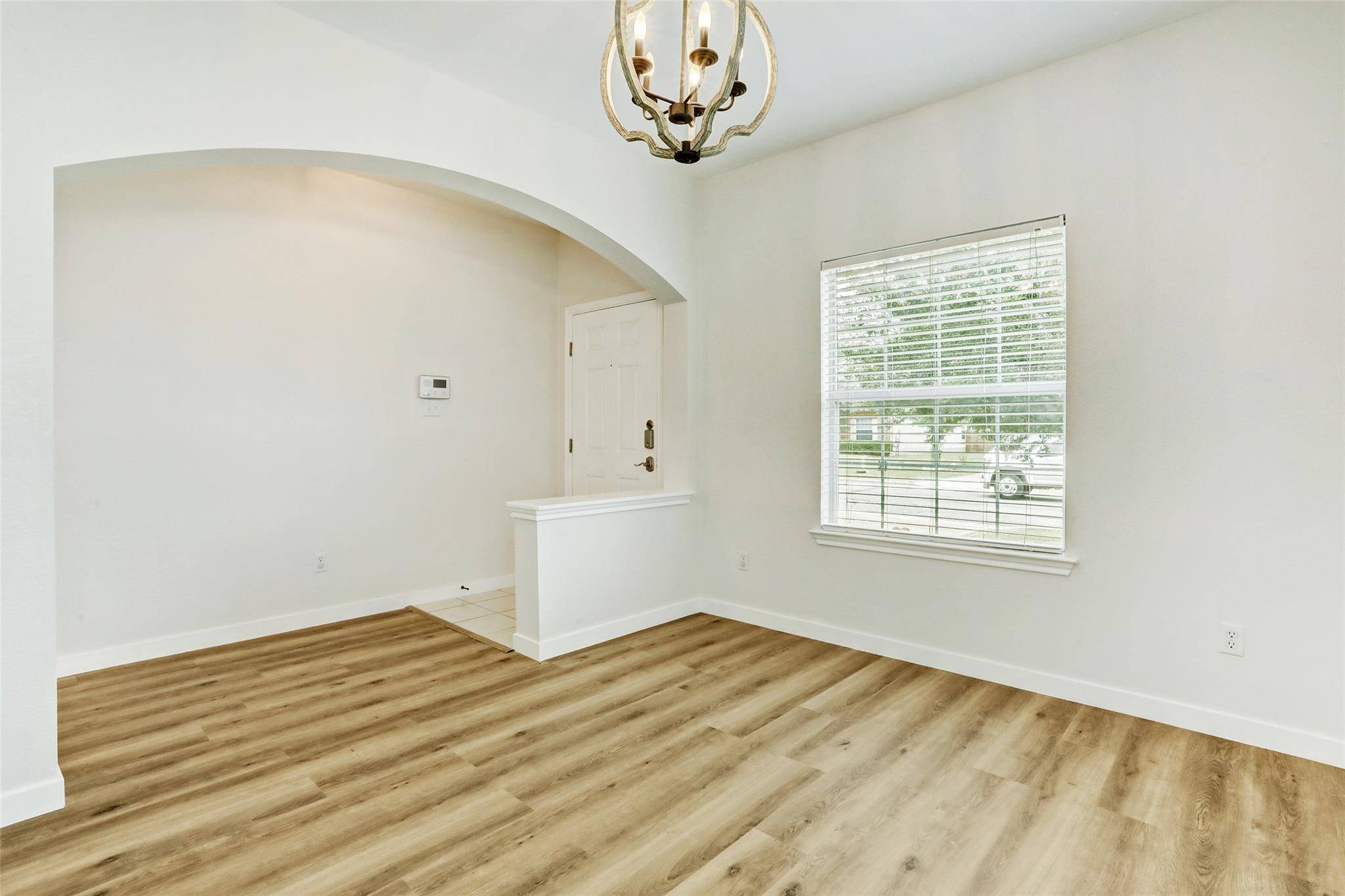 128 Almquist ST, Hutto, TX 78634