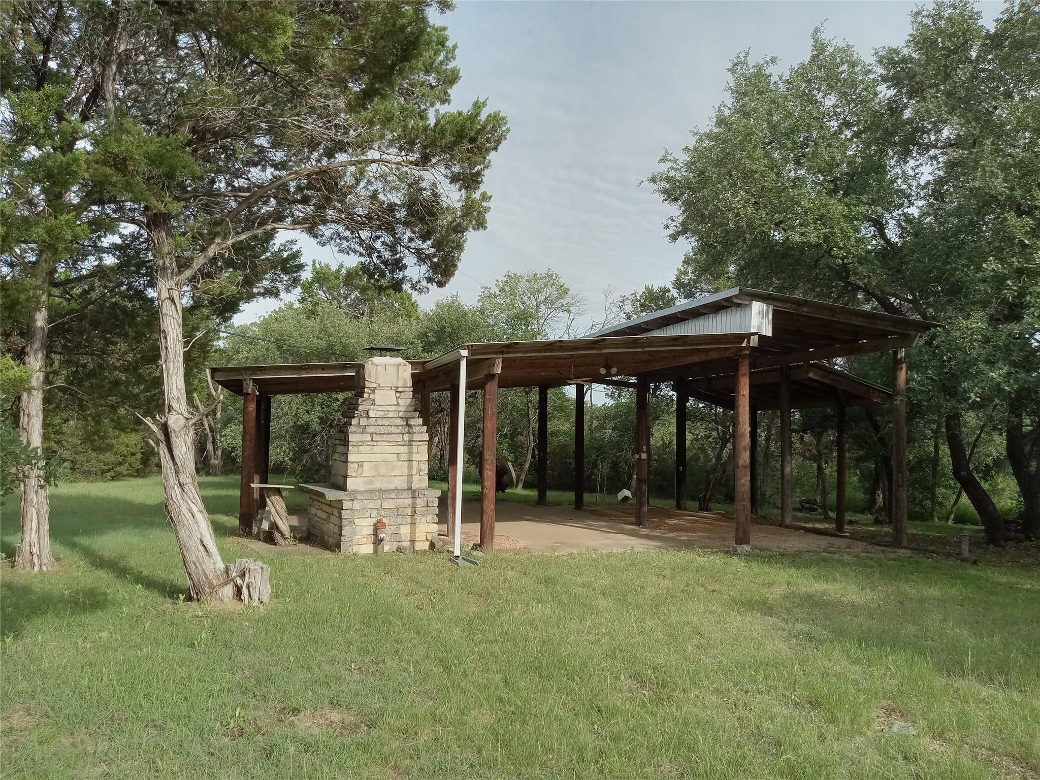 10310 W Darleen DR, Leander, TX 78641