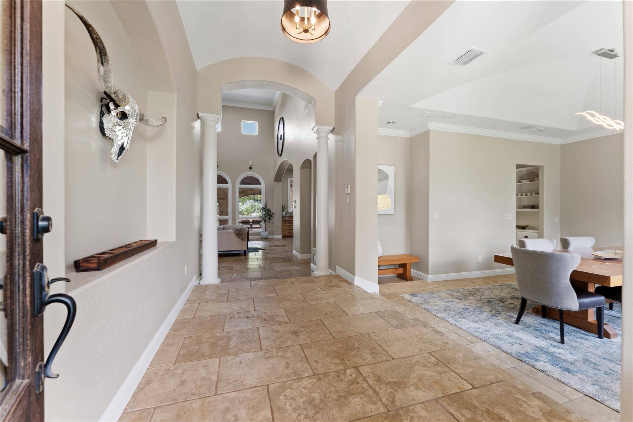 345 Leafdale TRL, Dripping Springs, TX 78620