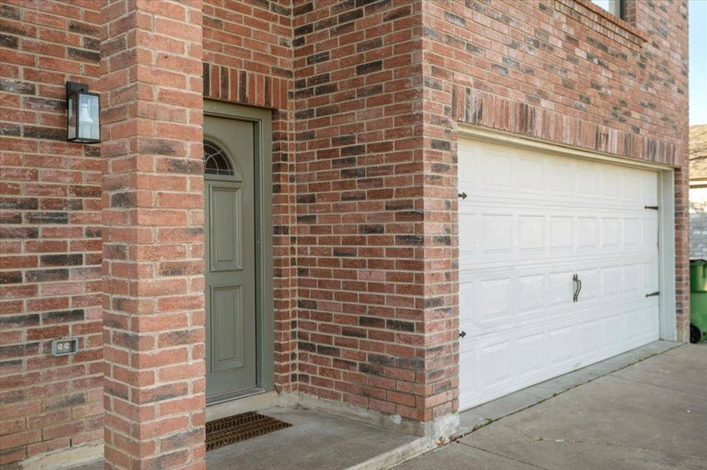 1179 Forest Bluff TRL, Round Rock, TX 78665