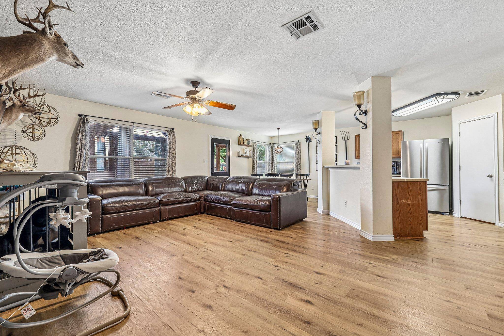 301 Bird Dog BND, Bastrop, TX 78602