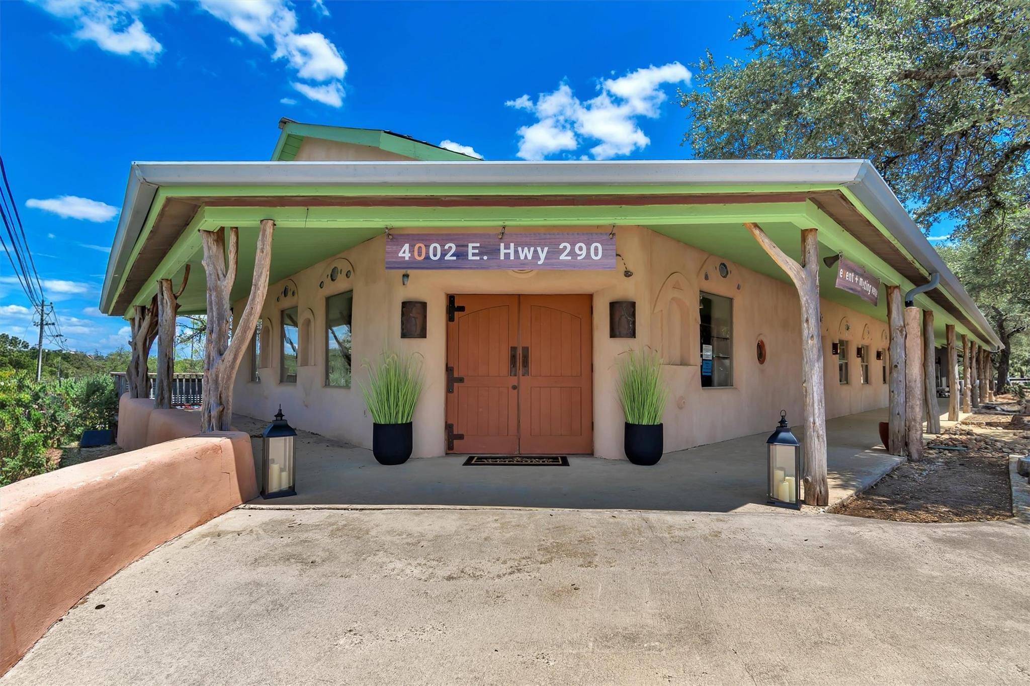 4002 E Highway 290 HWY, Dripping Springs, TX 78620